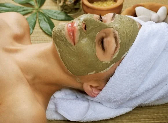  maSCARA DE ARGILA PARA ROSTO 