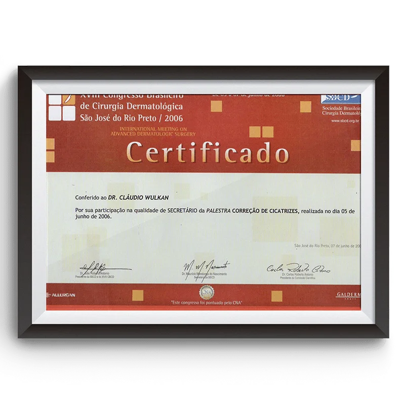 Diploma e certificado do Dr. Claudio Wulkan