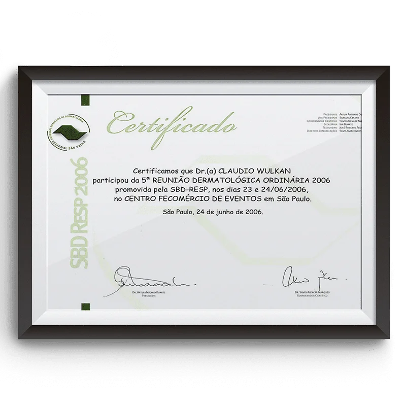 Diploma e certificado do Dr. Claudio Wulkan