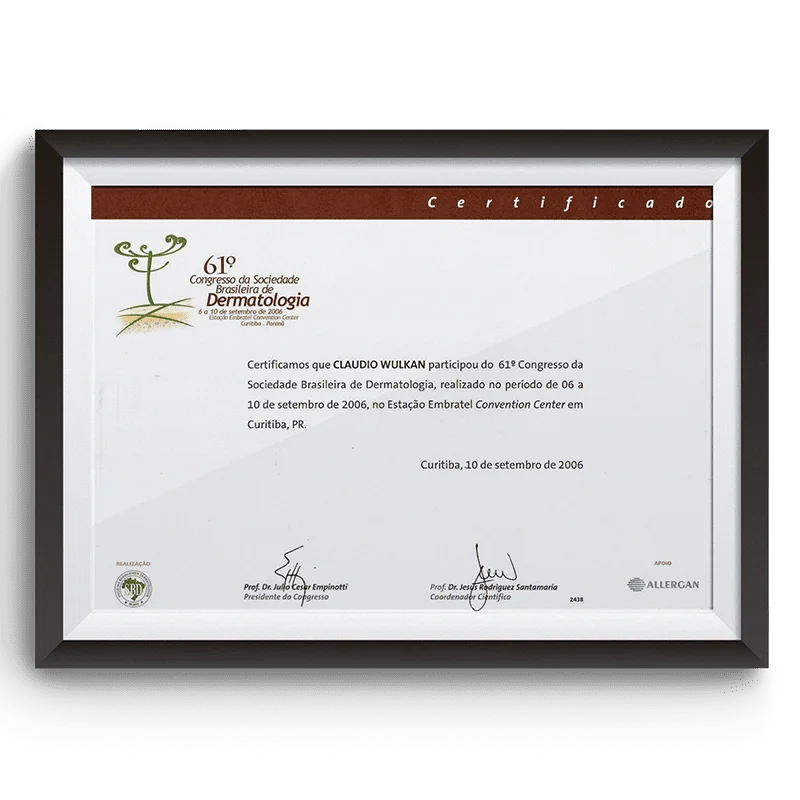 Diploma e certificado do Dr. Claudio Wulkan