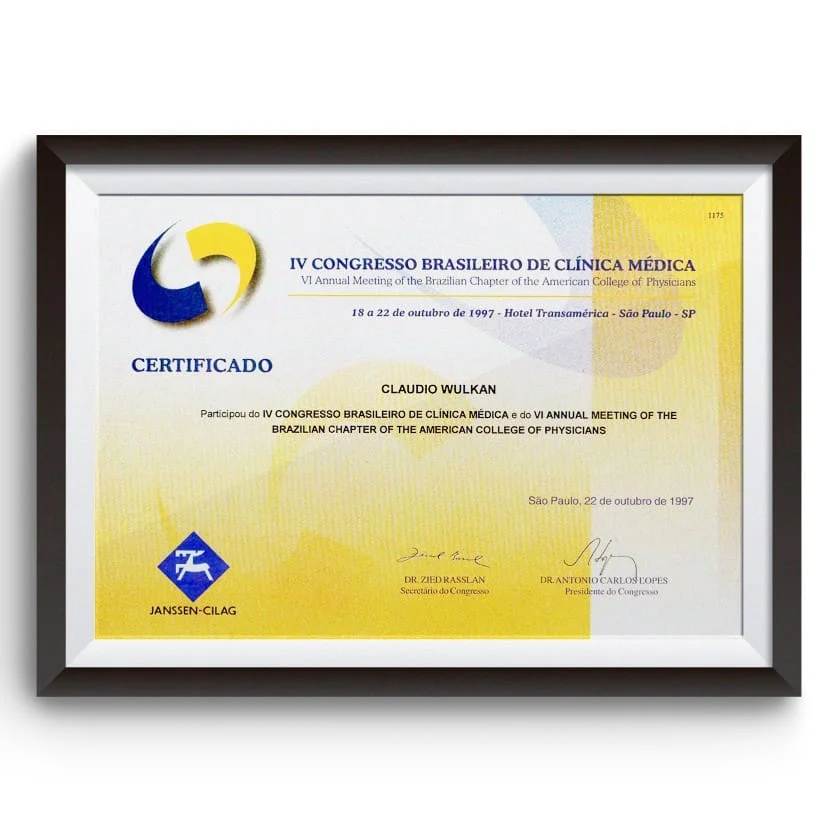 Diploma e certificado do Dr. Claudio Wulkan