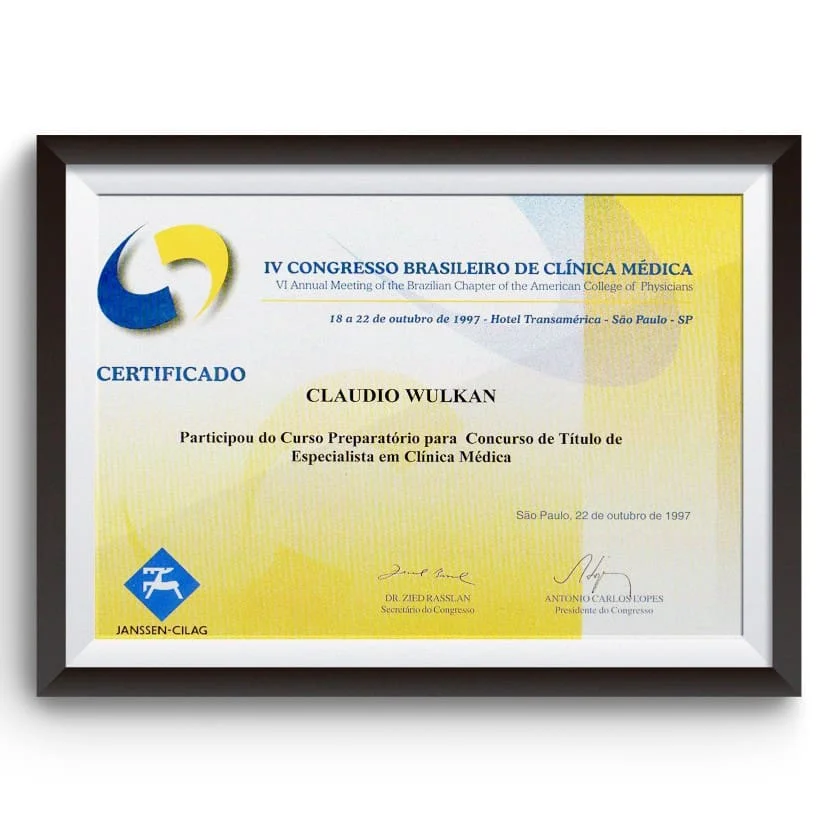 Diploma e certificado do Dr. Claudio Wulkan