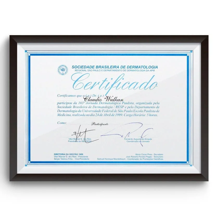 Diploma e certificado do Dr. Claudio Wulkan