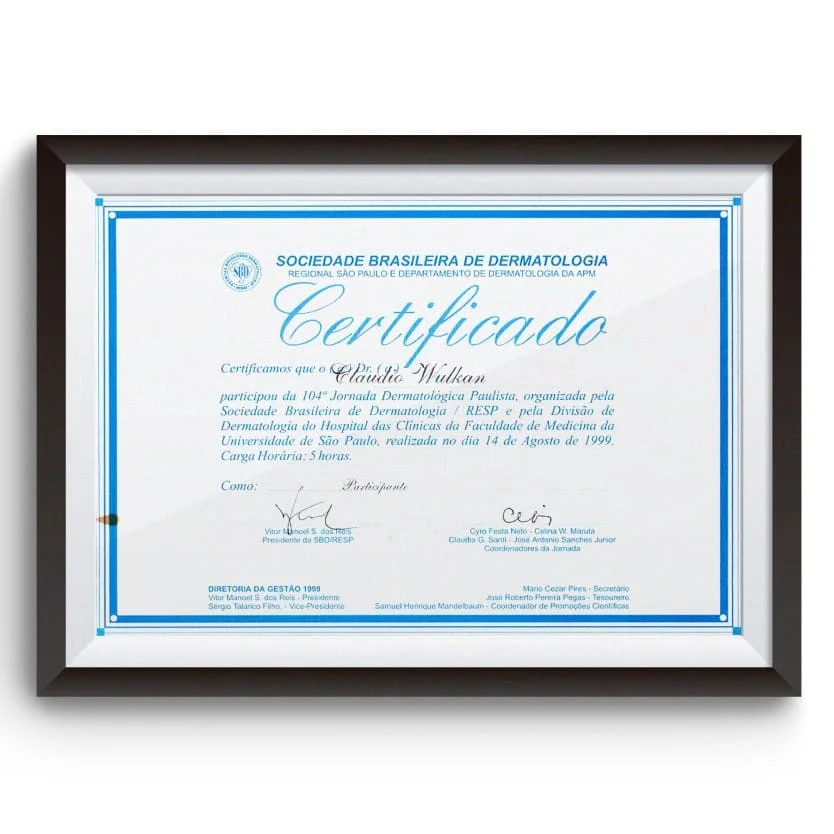 Diploma e certificado do Dr. Claudio Wulkan
