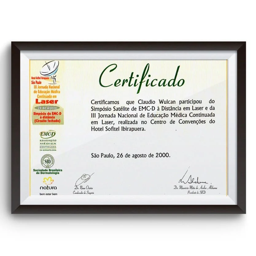 Diploma e certificado do Dr. Claudio Wulkan