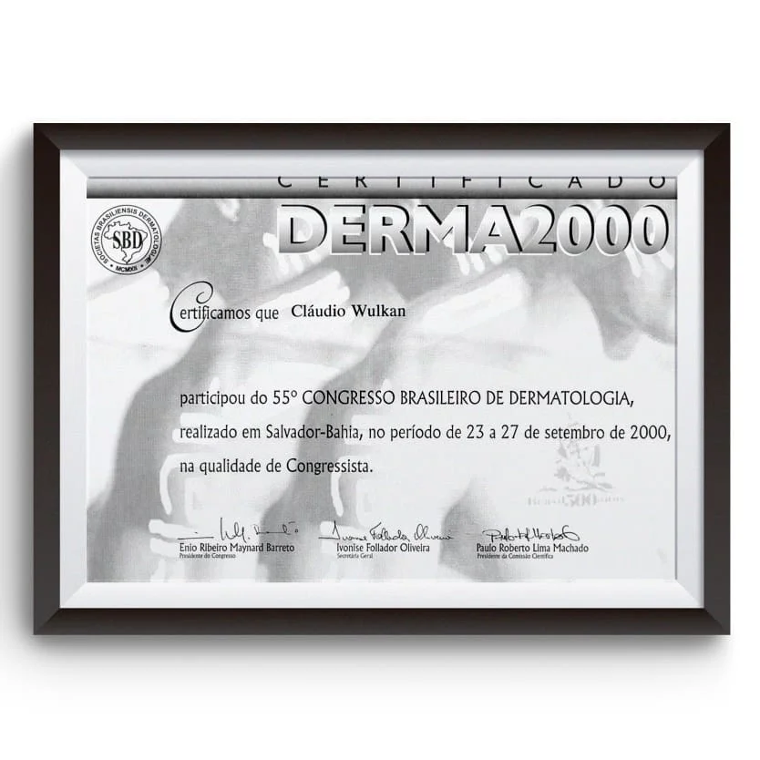 Diploma e certificado do Dr. Claudio Wulkan