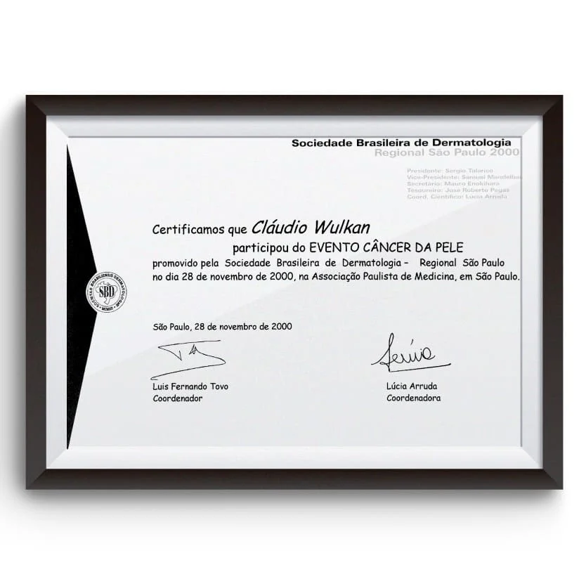Diploma e certificado do Dr. Claudio Wulkan