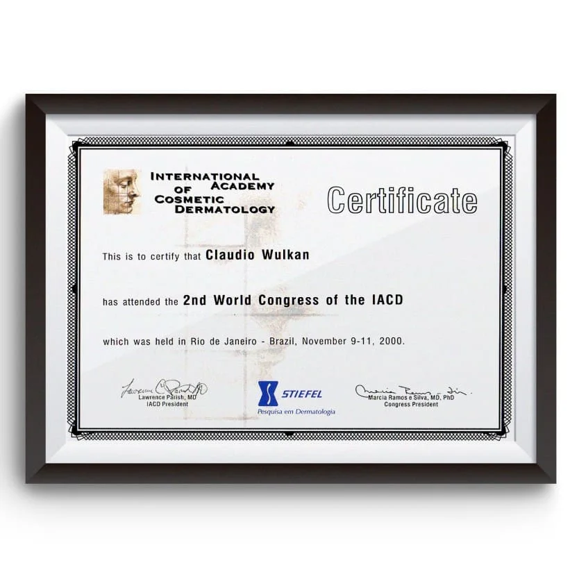 Diploma e certificado do Dr. Claudio Wulkan