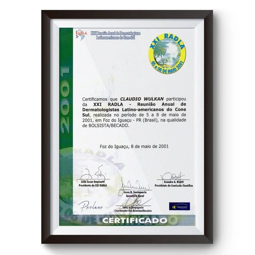 Diploma e certificado do Dr. Claudio Wulkan