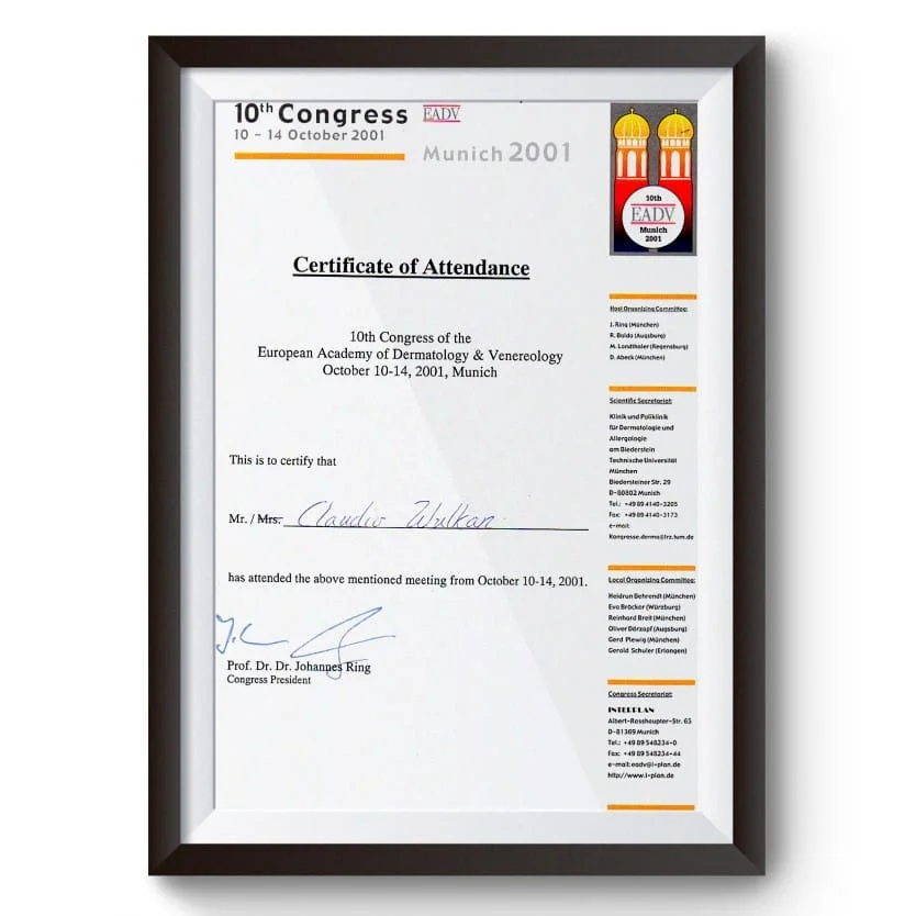 Diploma e certificado do Dr. Claudio Wulkan