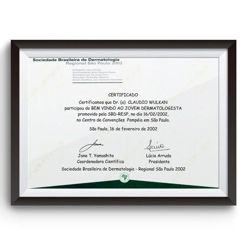 Diploma e certificado do Dr. Claudio Wulkan
