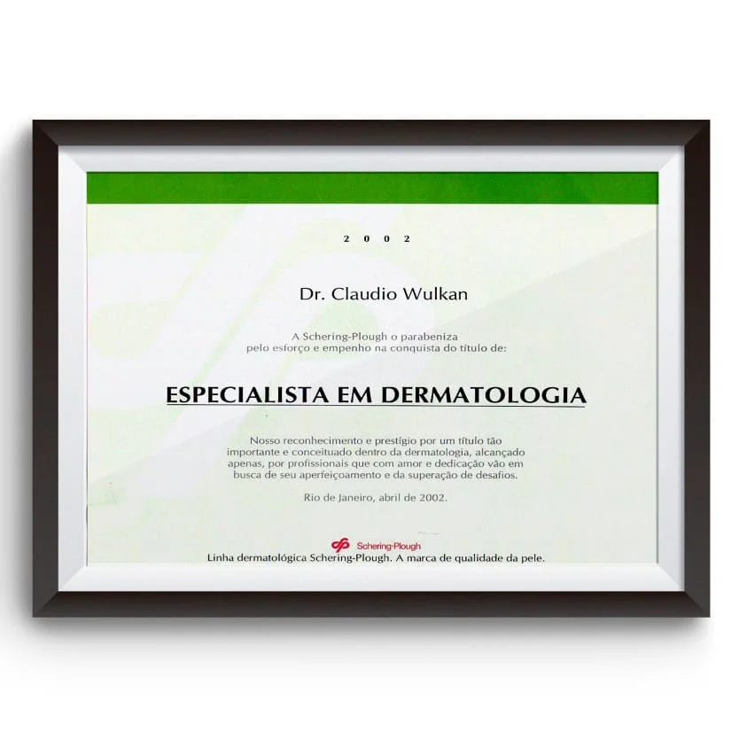 Diploma e certificado do Dr. Claudio Wulkan