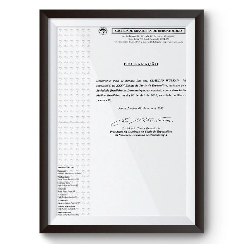 Diploma e certificado do Dr. Claudio Wulkan