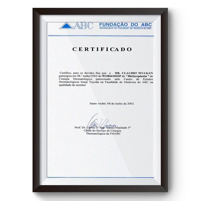 Diploma e certificado do Dr. Claudio Wulkan