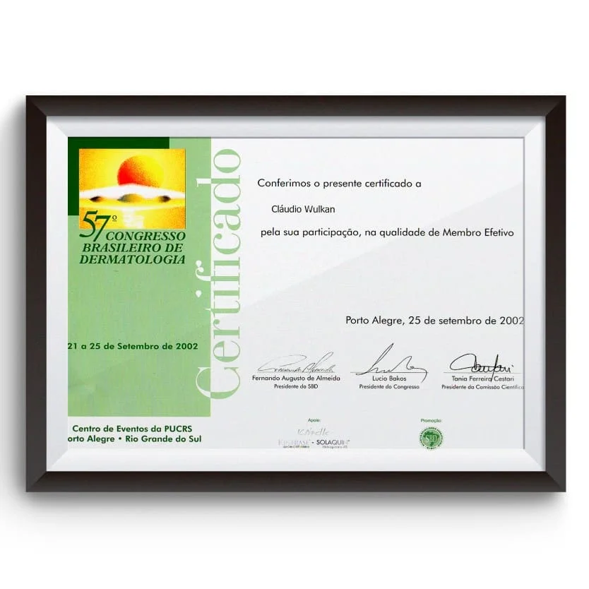 Diploma e certificado do Dr. Claudio Wulkan