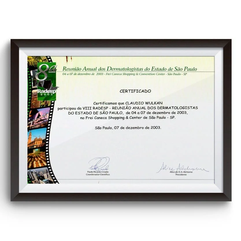 Diploma e certificado do Dr. Claudio Wulkan