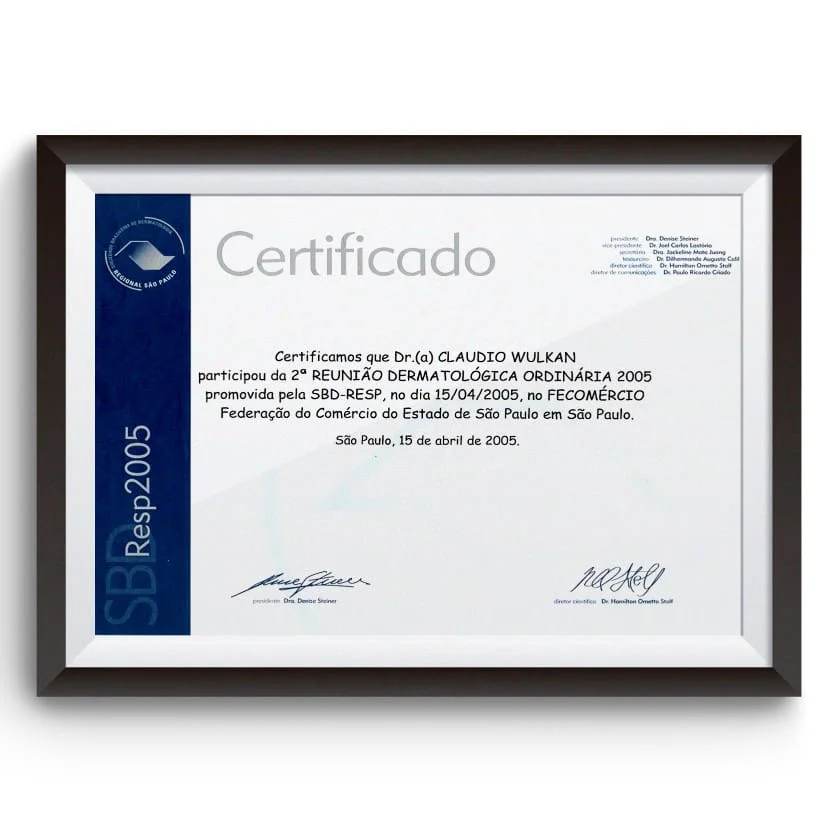 Diploma e certificado do Dr. Claudio Wulkan