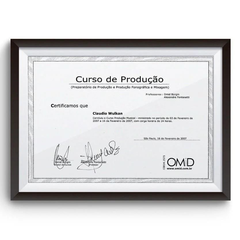 Diploma e certificado do Dr. Claudio Wulkan