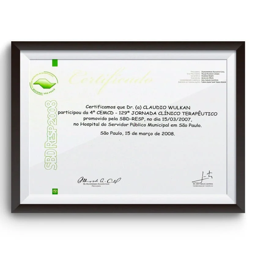 Diploma e certificado do Dr. Claudio Wulkan