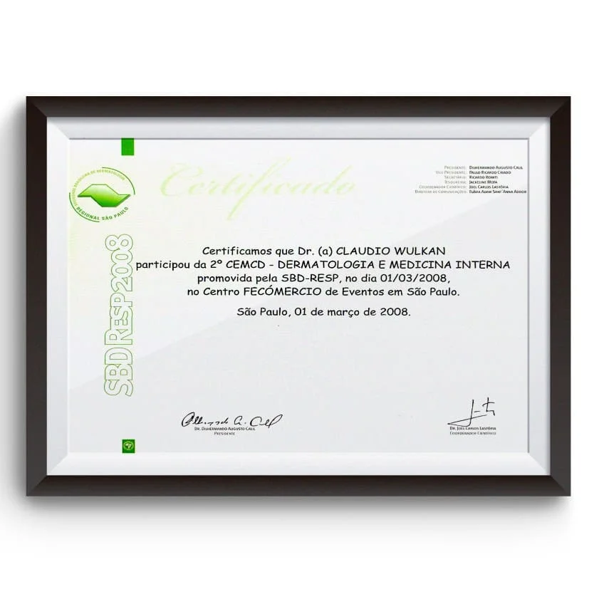 Diploma e certificado do Dr. Claudio Wulkan