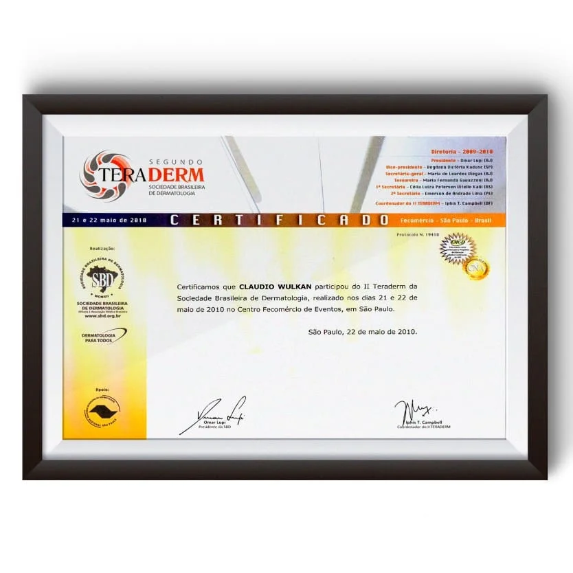 Diploma e certificado do Dr. Claudio Wulkan