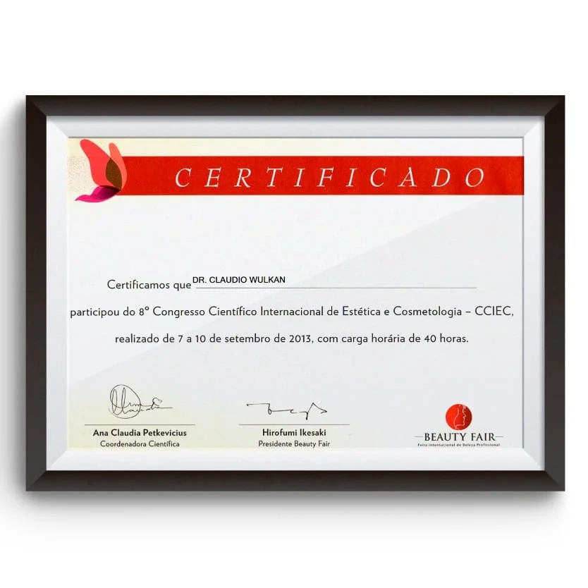 Diploma e certificado do Dr. Claudio Wulkan