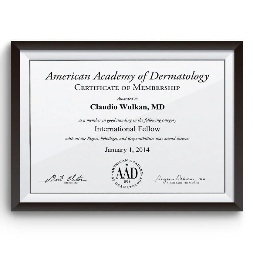 Diploma e certificado do Dr. Claudio Wulkan