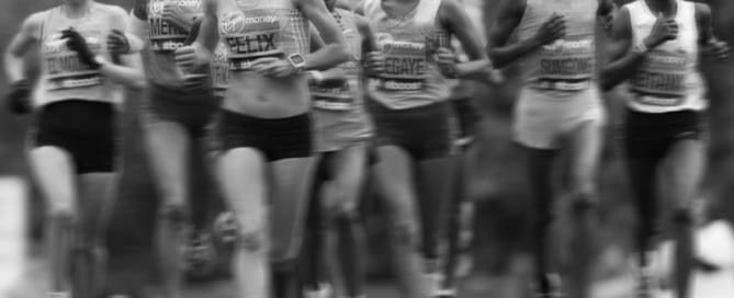 Maratonistas são alvo de exames de câncer de pele