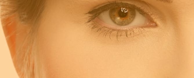 Levante as sobrancelhas!