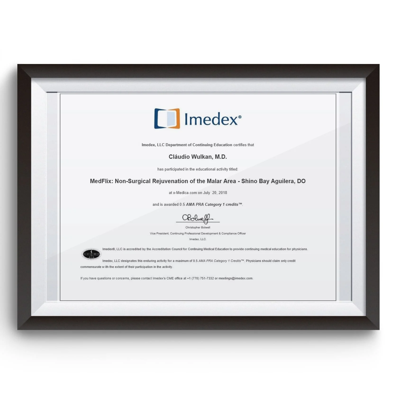 Diploma e certificado do Dr. Claudio Wulkan