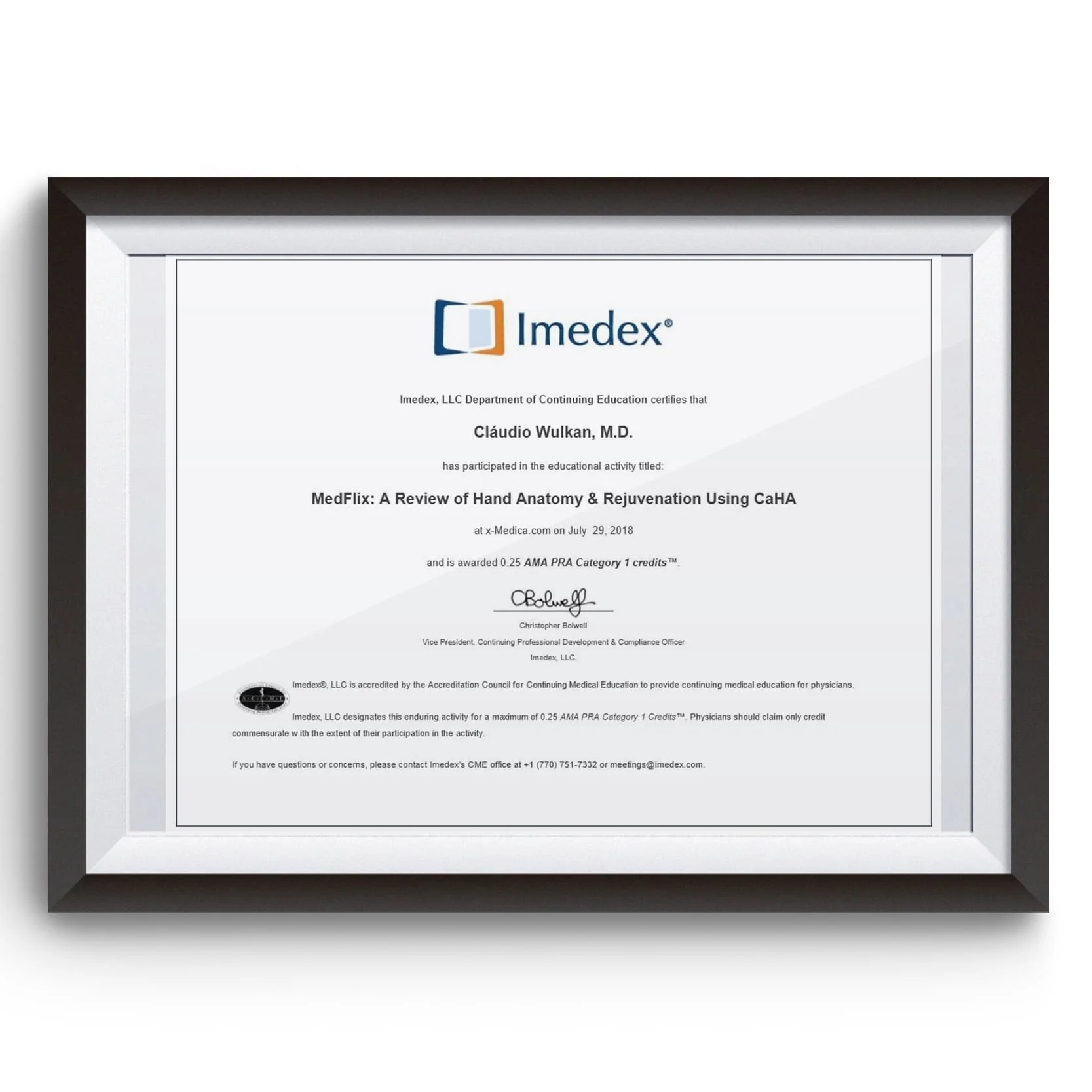 Diploma e certificado do Dr. Claudio Wulkan