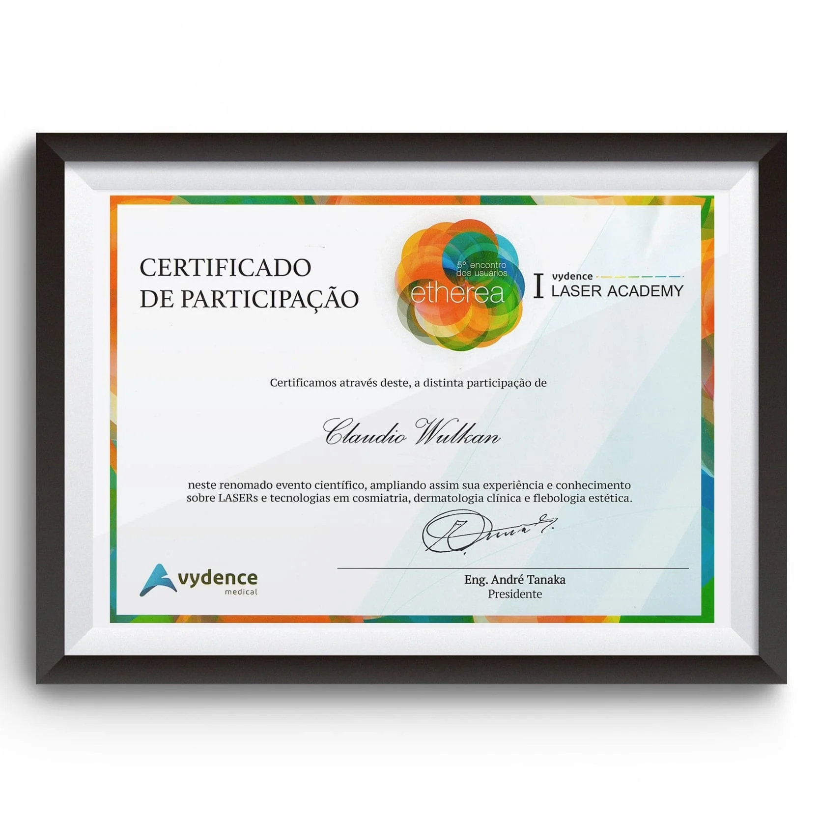 Diploma e certificado do Dr. Claudio Wulkan