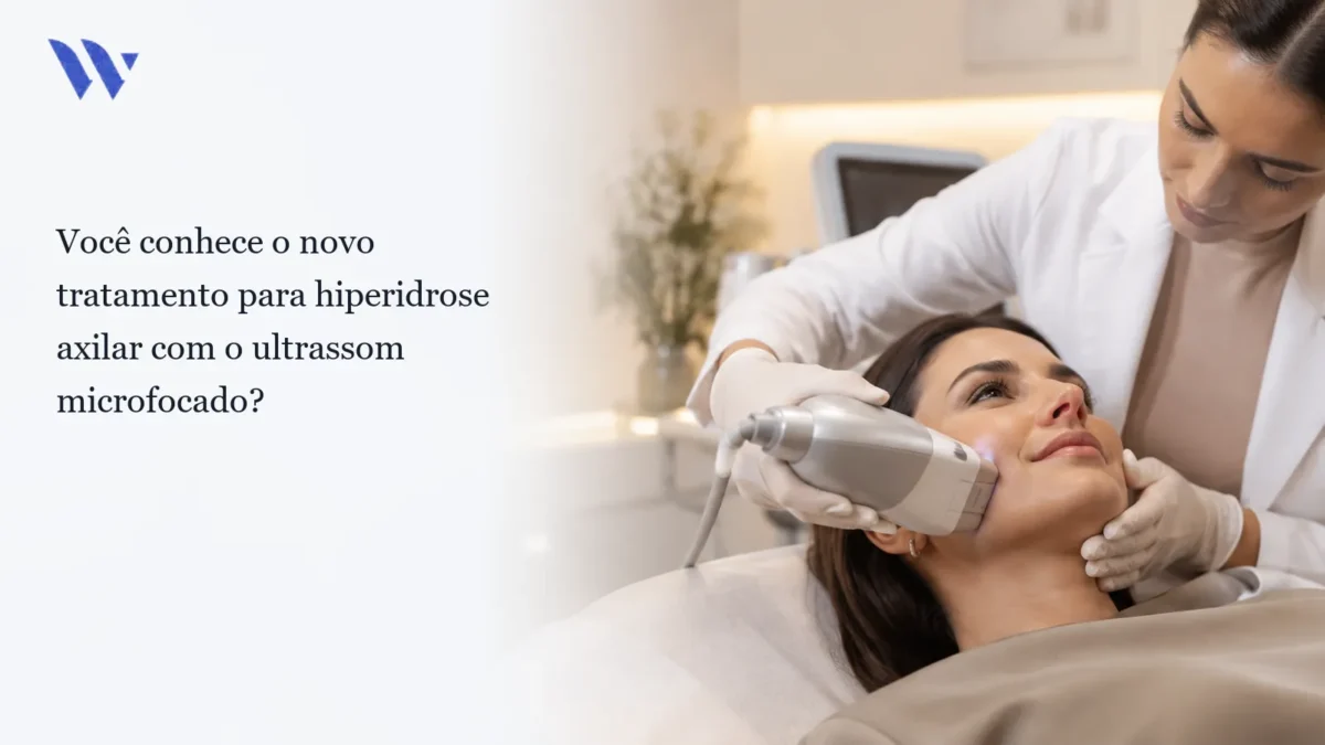 Dermatologista da Clínica Wulkan avaliando paciente em consultório — Você conhece o novo tratamento para hiperidrose axilar com o ultrassom microfocado?